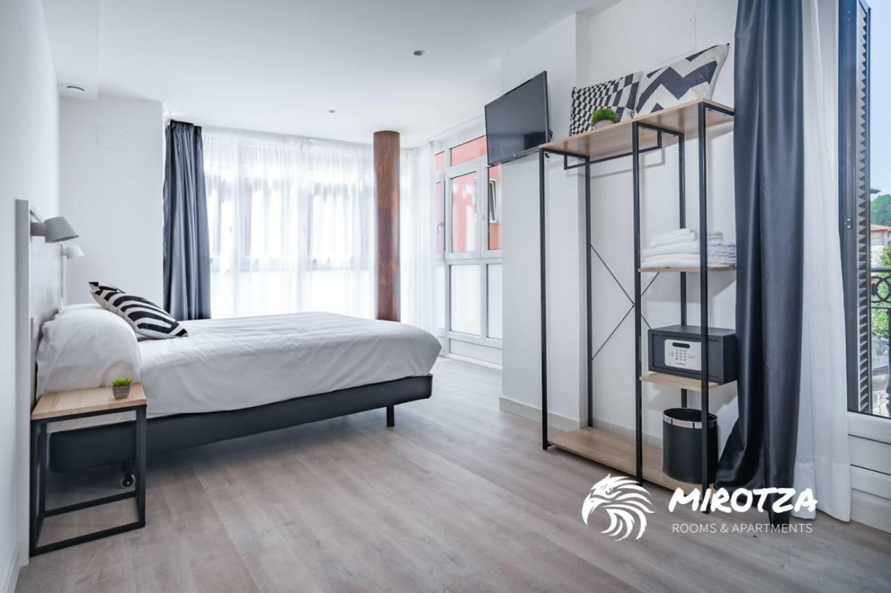 Mirotza Rooms And Apartments Orio Exterior photo