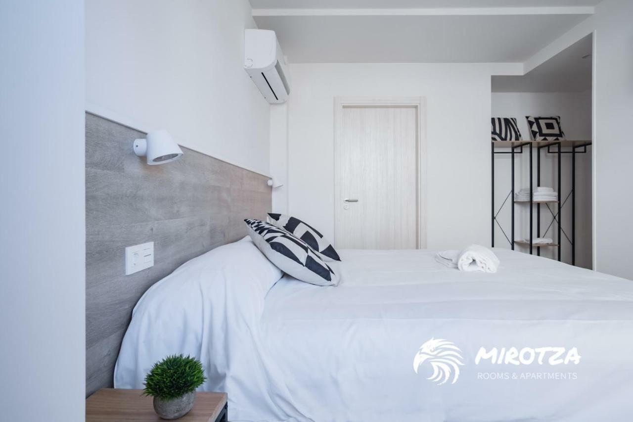 Mirotza Rooms And Apartments Orio Exterior photo