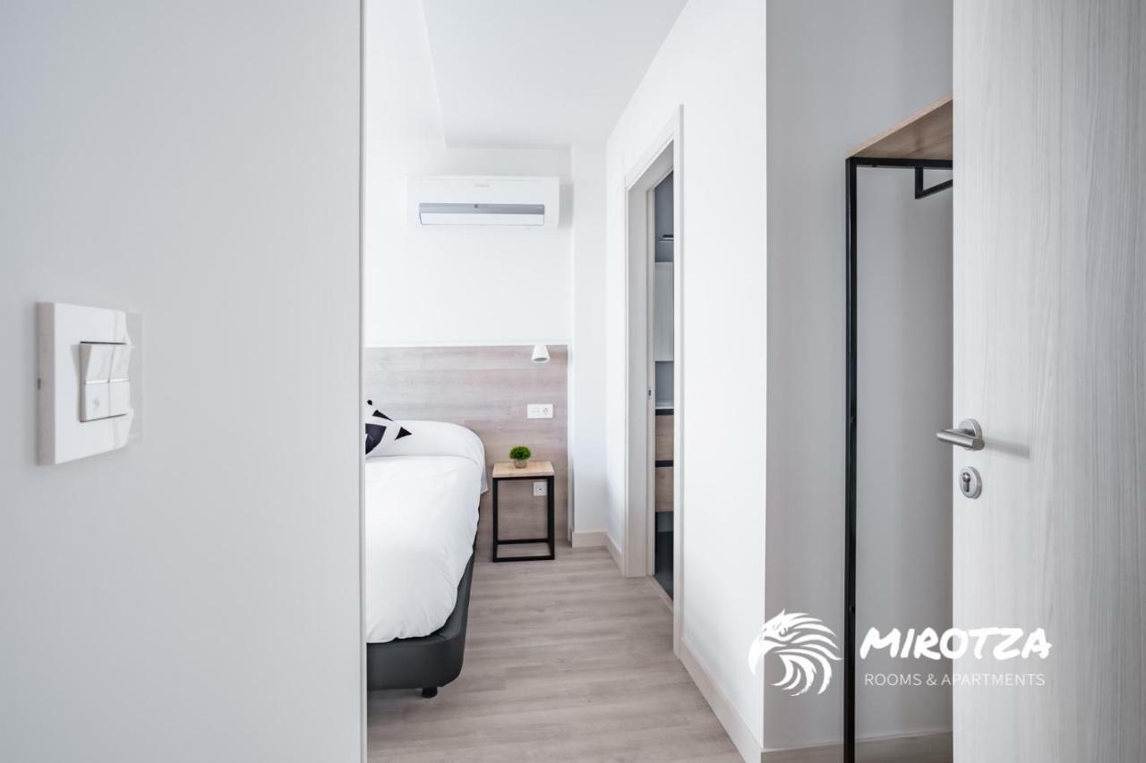 Mirotza Rooms And Apartments Orio Exterior photo